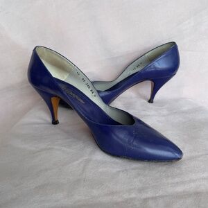 High heel leather shoes HOLT RENFREW size 81/2M